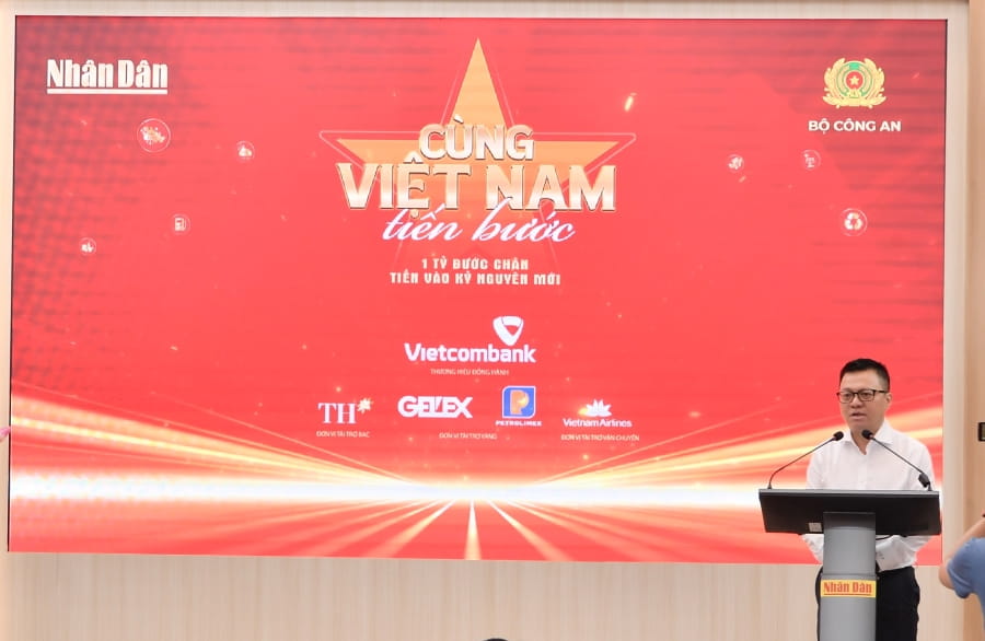 20250811_LHQ_HopbaoCungVietNamTienBuoc_15