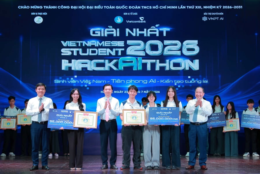 20260723_TSC_DTN_NTPA_VietnameseStudentHackAIthon2026_6