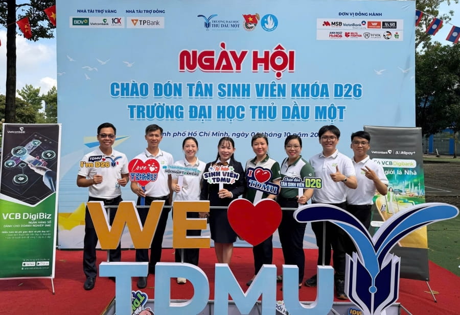 20261004_BDu_NMT_TanSinhvienClubFair_02