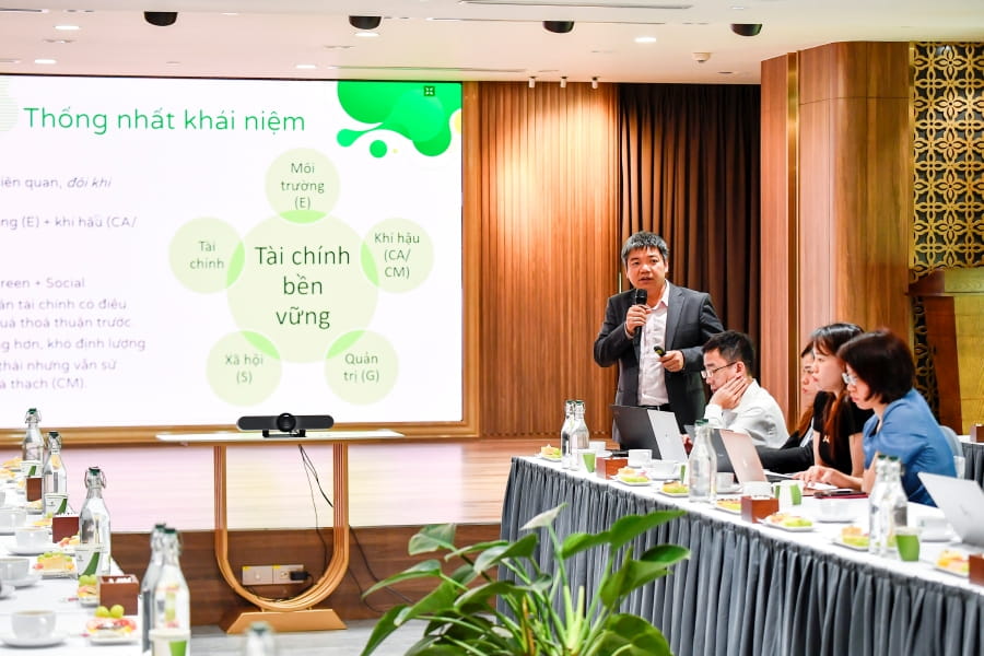 20260406_CLTKHDQT_TTDL_Ban CL to chuc toa dam_03