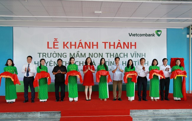 Vietcombank tài trợ 3,6 tỷ đồng xây trường học tại Hà Tĩnh - Ảnh 6